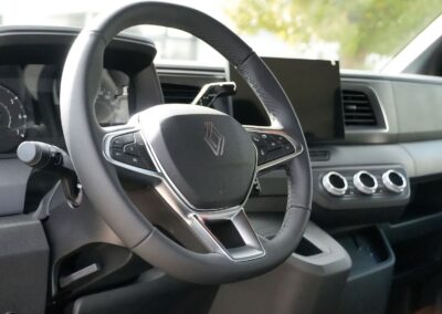 renault master 170 stallion light msg2